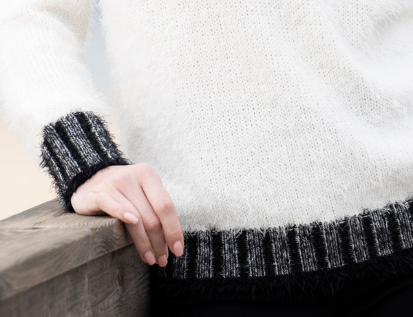 MARBLE 8026 TWO TONE SOFT SWEATER