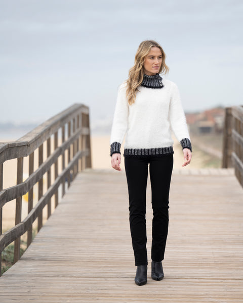 MARBLE 8026 TWO TONE SOFT SWEATER