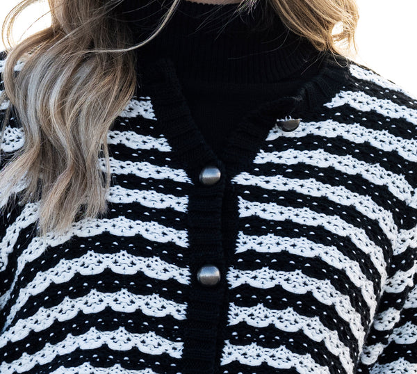 MARBLE 8078 BUTTON FRONT BLACK AND WHITE CARDIGAN
