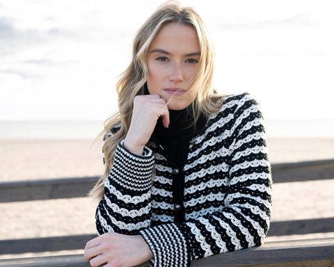 MARBLE 8078 BUTTON FRONT BLACK AND WHITE CARDIGAN