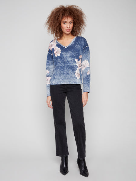 CHARLIE B C2907 REVERSE PRINT W/ FLORAL PLACEMENT PRINT V-NECK SWEATER