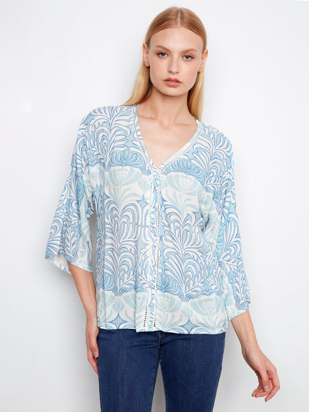 CHARLIE B C4650 PRINTED DOLMAN 3/4 SLEEVE BLOUSE WITH FRINT FAKE BUTTONED PLACKET- 2 COLOURS
