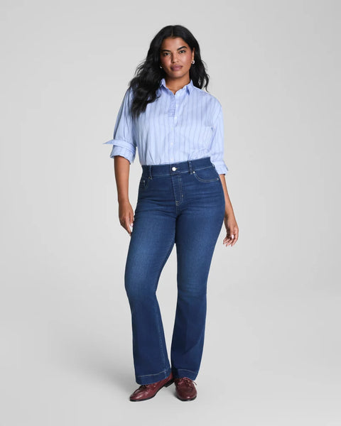 SPANX 21661R EveryWear Pull-On Flare Jeans