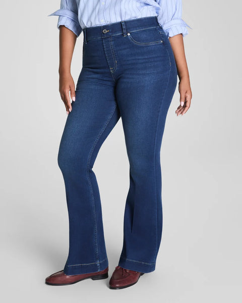 SPANX 21661R EveryWear Pull-On Flare Jeans