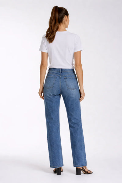 CARRELI T-2031 FEATHER WEIGHT TENCEL RELAXED STRAIGHT