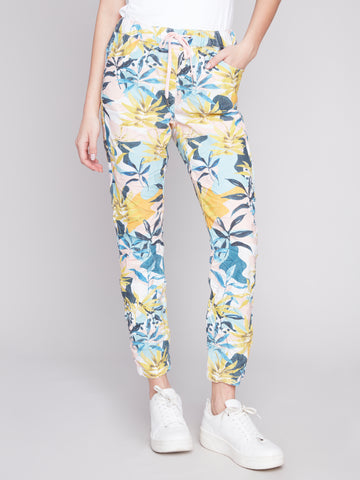 CHARLIE B C5219Z PRINTED CRINKLE BENGALINE PULL ON CROPPED JOGGER